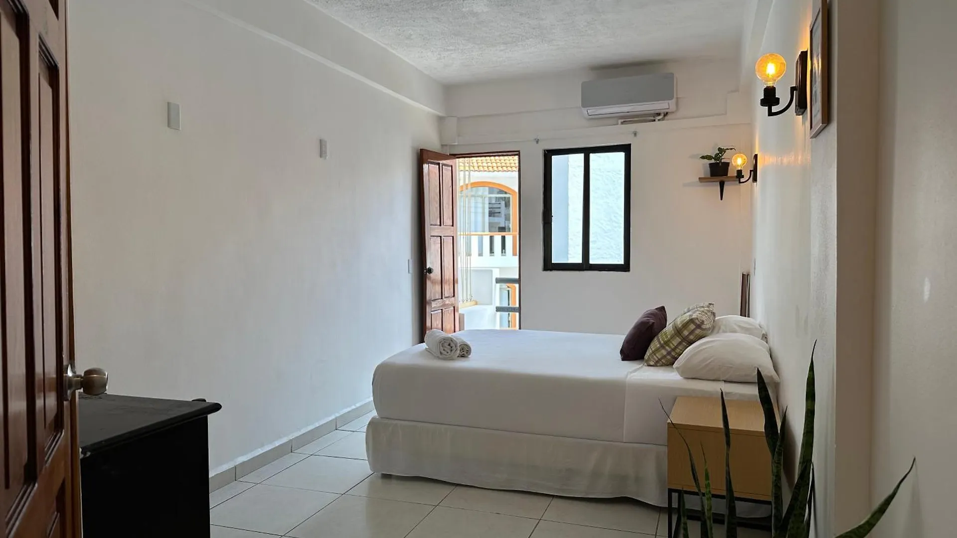 **  De Mar Hotel بلايا ديل كارمن المكسيك