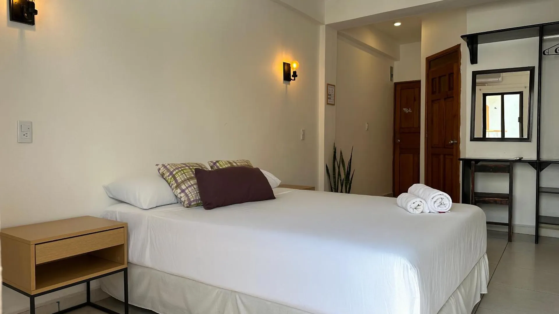De Mar Hotel Playa del Carmen 2*,